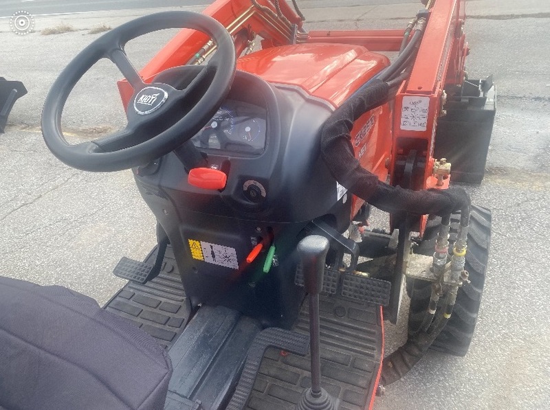 Tractors  2017 kioti tractor CK2510 Photo